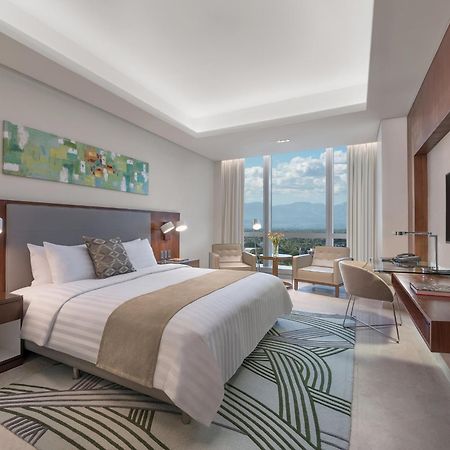Richmonde Hotel Iloilo Extérieur photo