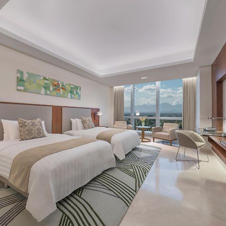Richmonde Hotel Iloilo Extérieur photo