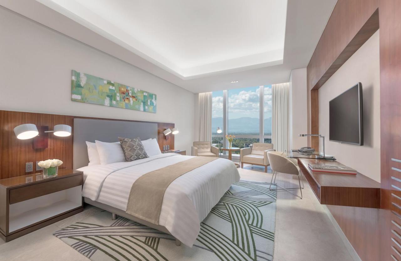 Richmonde Hotel Iloilo Extérieur photo