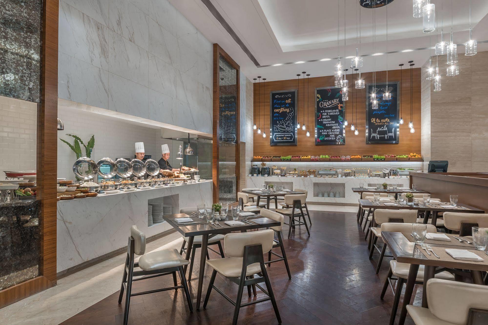 Richmonde Hotel Iloilo Extérieur photo